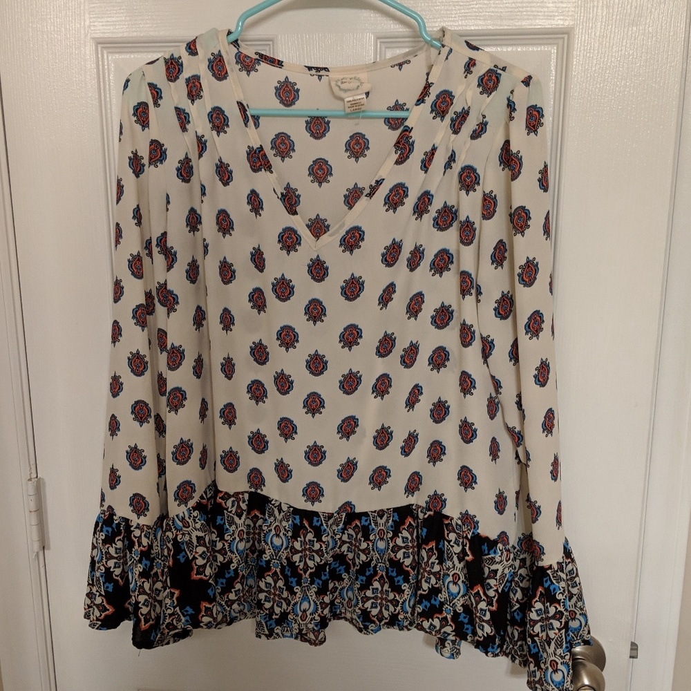 Long sleeve flowy top